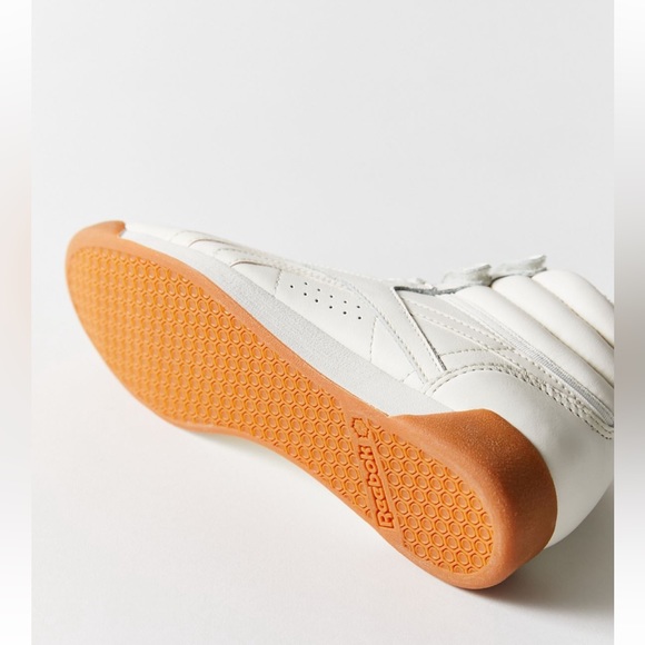 NWT Reebok High Tops - Picture 6 of 14